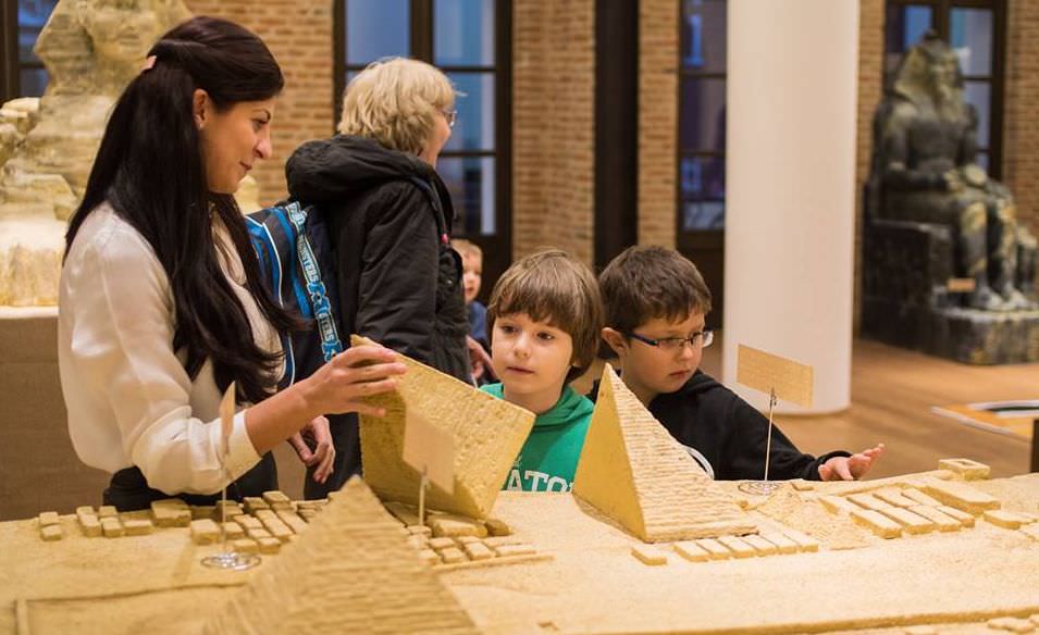 secretele egiptului antic, prima expoziție interactivă pentru copii la sibiu