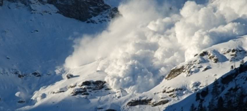 risc mare de avalanșă în zona munților făgăraș