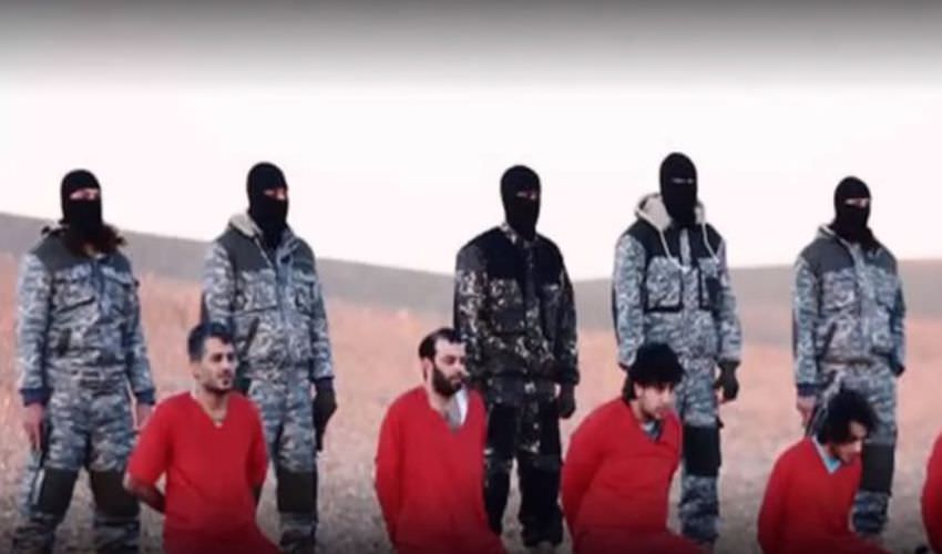 video – cinci britanici executați cu sânge rece de statul islamic. mesajul pentru premierul cameron!