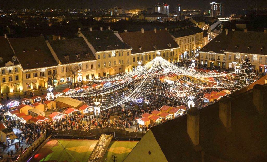 Începe Târgul de Crăciun de la Sibiu. Ediția a 11-a se anunță una fabuloasă - Live video vineri din Piața Mare!