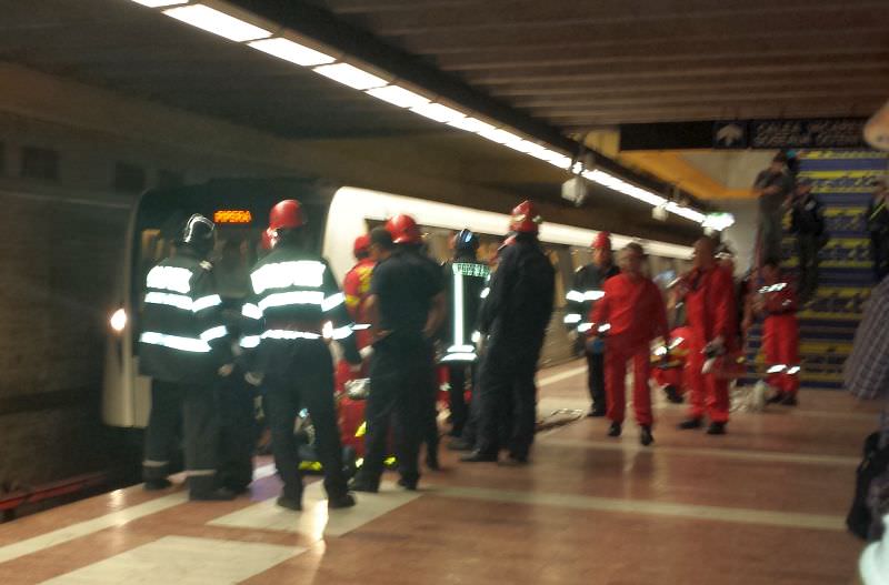 un bărbat s-a sinucis în capitală. omul s-a aruncat în fața metroului!