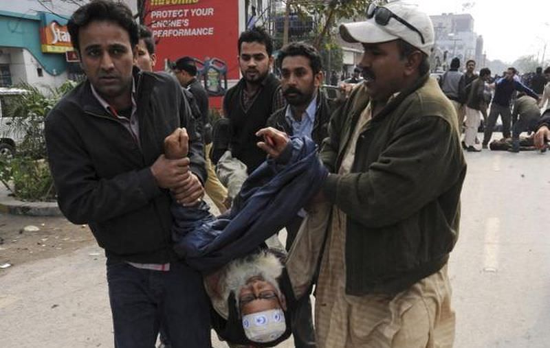 atentat sinucigaș în pakistan. peste 50 de oameni au murit!