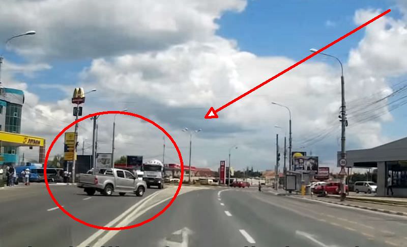 video - cei mai nesimțiți șoferi sibieni, surprinși ”în acțiune” în traficul din oraș. ce zici de ei?