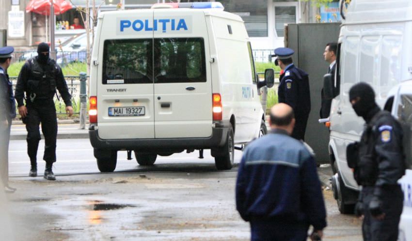 prejudiciu de 10 milioane de euro într-un caz de evaziune și spălare de bani: polițiștii efectuează percheziții în bucurești, vâlcea și constanța