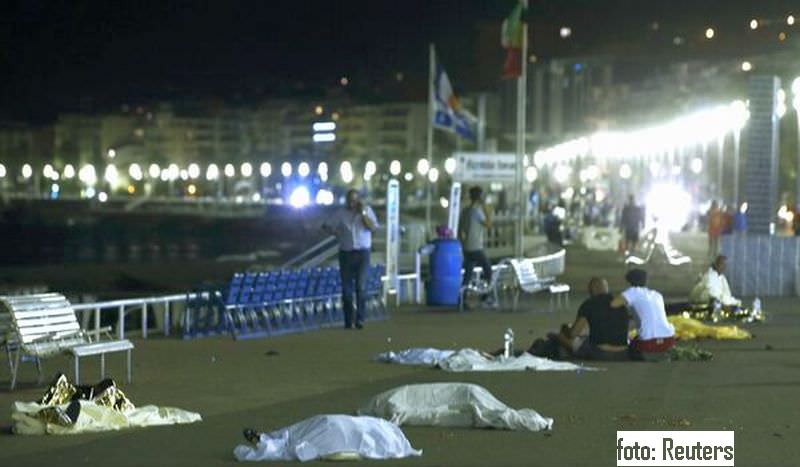 atenție imagini șocante - atentat terorist în franța. numărul morților a urcat la 84 de morți și peste 150 de oameni sunt răniți (update)