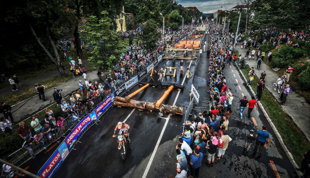 începe red bull romaniacs sibiu 2017 - bulevardul coposu și gimnasticii se închid temporar