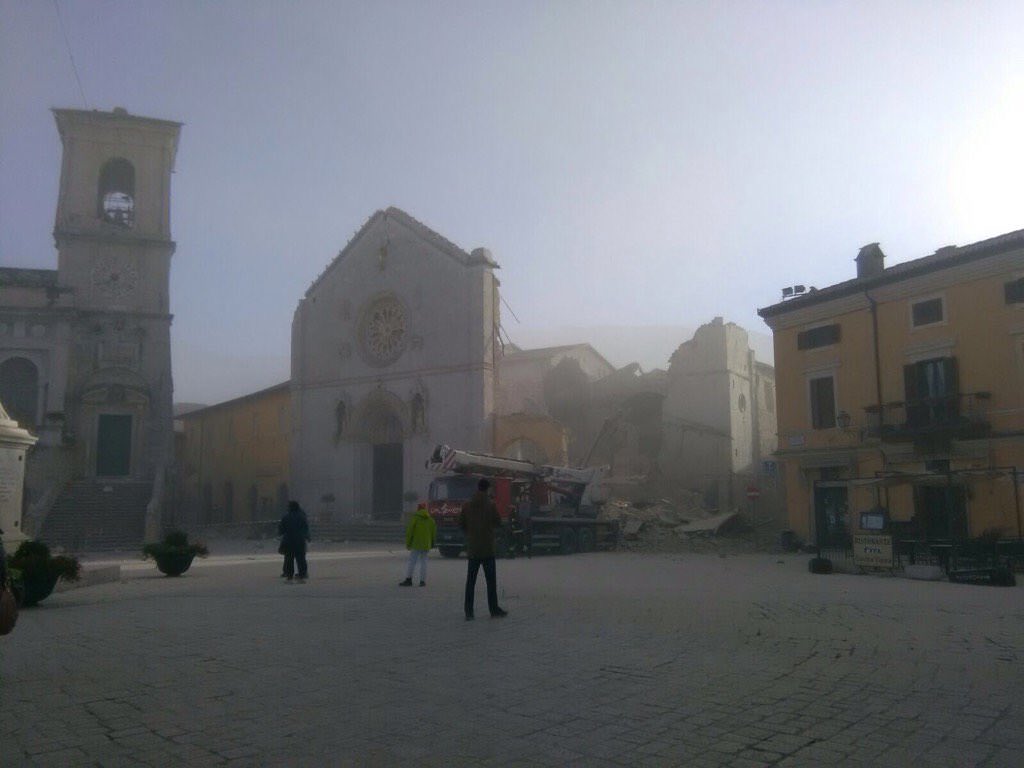 video foto cutremur puternic în centrul italiei. zeci de persoane au fost rănite