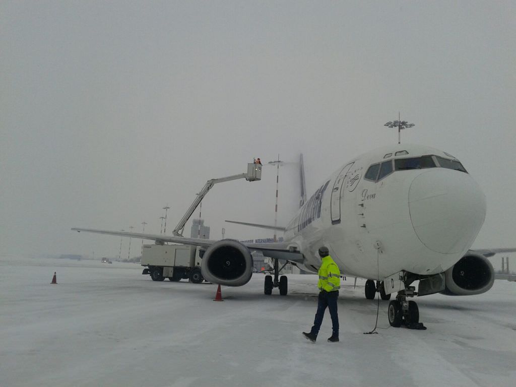 trafic aerian perturbat din cauza furtunii sabine - două curse anulate pe aeroportul din sibiu