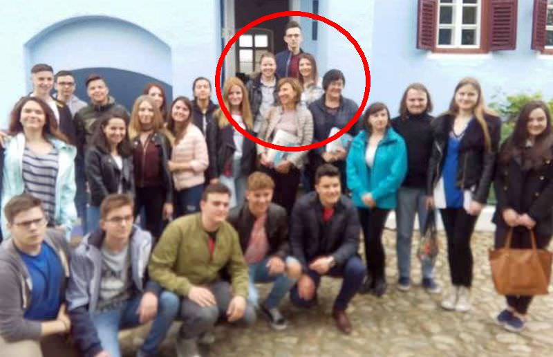 foto – carmen iohannis și-a dus elevii de la colegiul gheorghe lazăr la casa lui lucian blaga