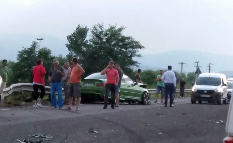 foto – accident pe dn1 în pantă la cristian. cel puțin o persoană este rănită