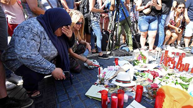 cine sunt cei care au murit nevinovați în atentatele din barcelona și cambrils