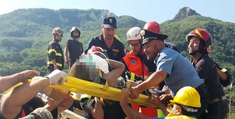 video foto – cutremurul din italia. mii de persoane sinistrate. turiștii fug de pe insula ischia