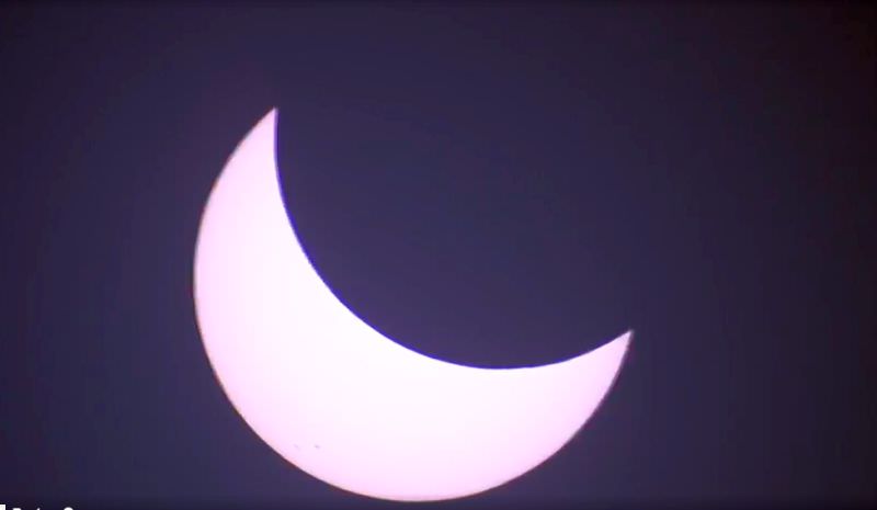live video – a început eclipsa totală de soare. imagini în direct din sua