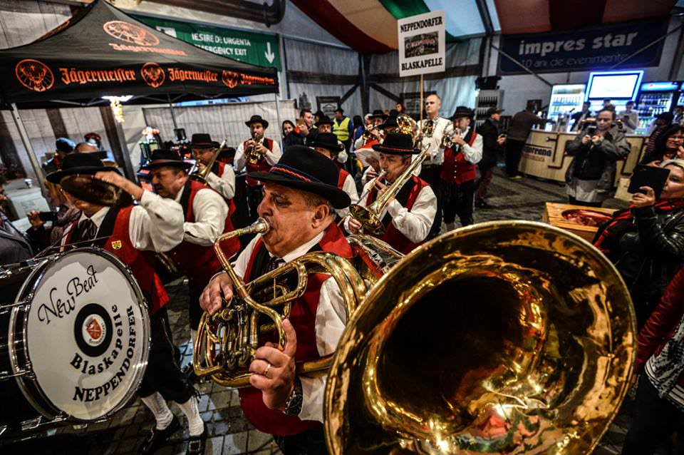 patru zile de distracție bavareză în piața mare - începe cibinfest 2018