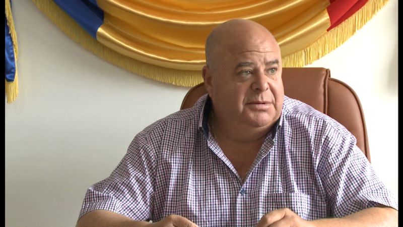 video - foto imagini din slimnic după scandalul polițistului bătut. reacția primarului și șefului de ocol