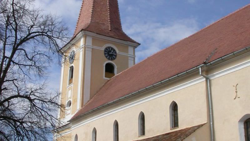 se repară orologiul și acoperișul bisericii evanghelice din șelimbăr