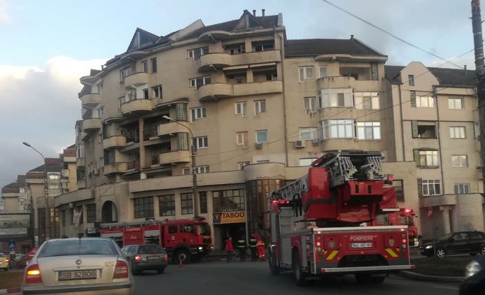 foto incendiu într-un apartament de pe alba iulia din sibiu