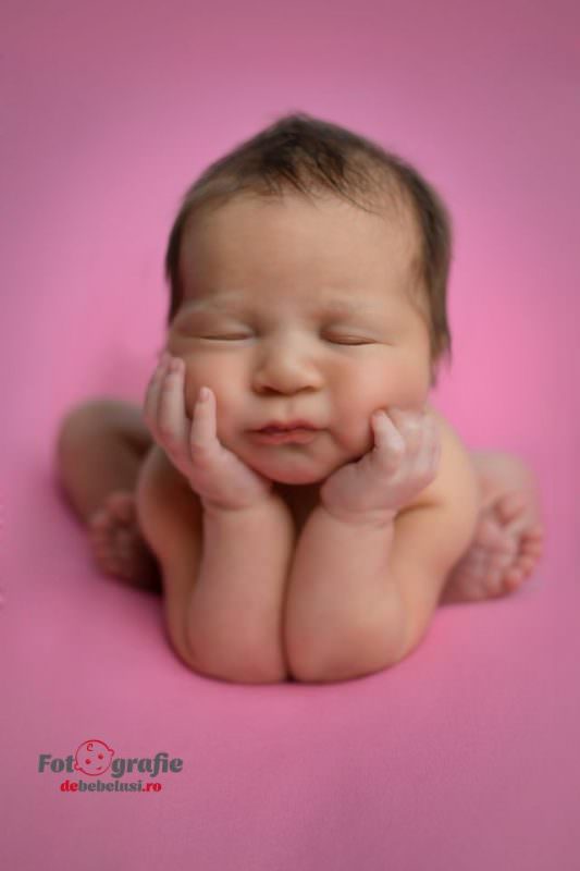 face cele mai frumoase fotografii bebelușilor - pozele tinerei din sibiu par desprinse din basme
