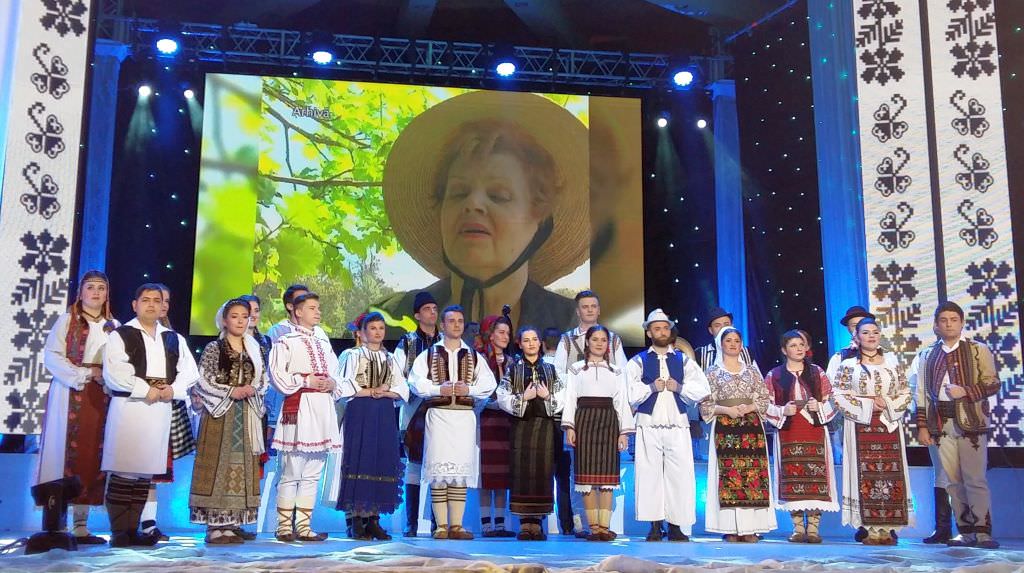 două zile dedicate cântecului popular românesc, la festivalul-concurs „lucreția ciobanu”
