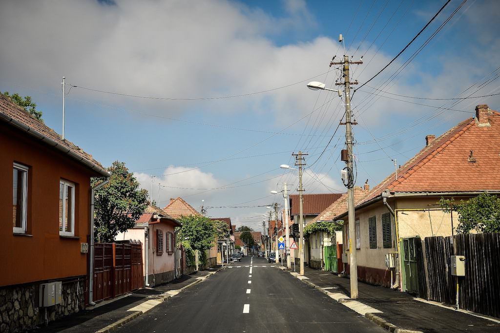 FOTO S-au încheiat lucrările de modernizare a șase străzi din cartierul Lazaret