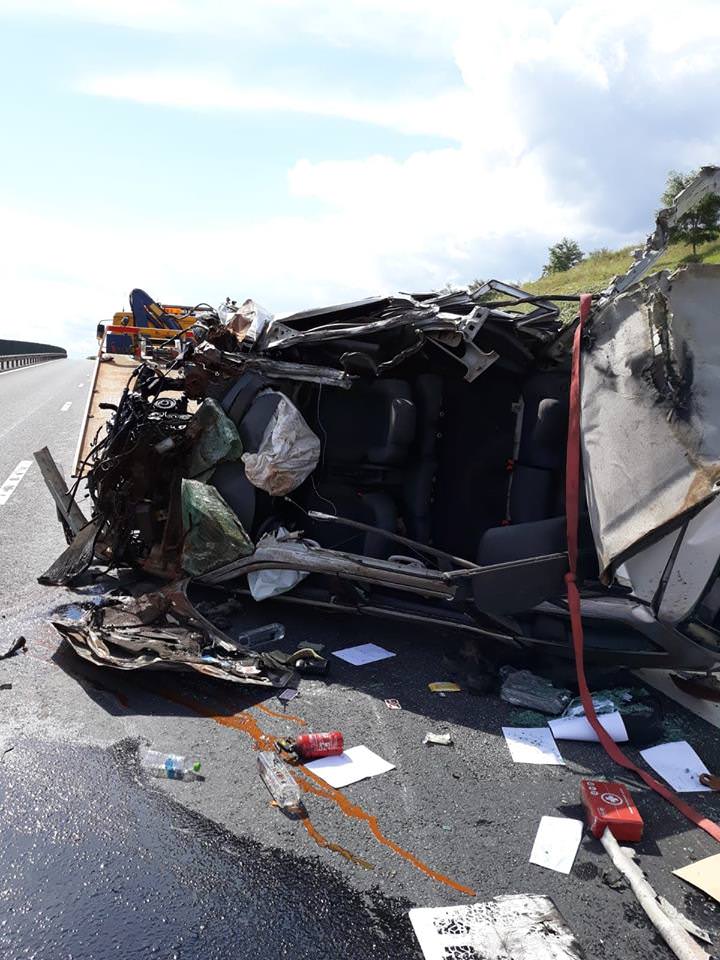 foto - accident grav pe autostrada sibiu-sebeș