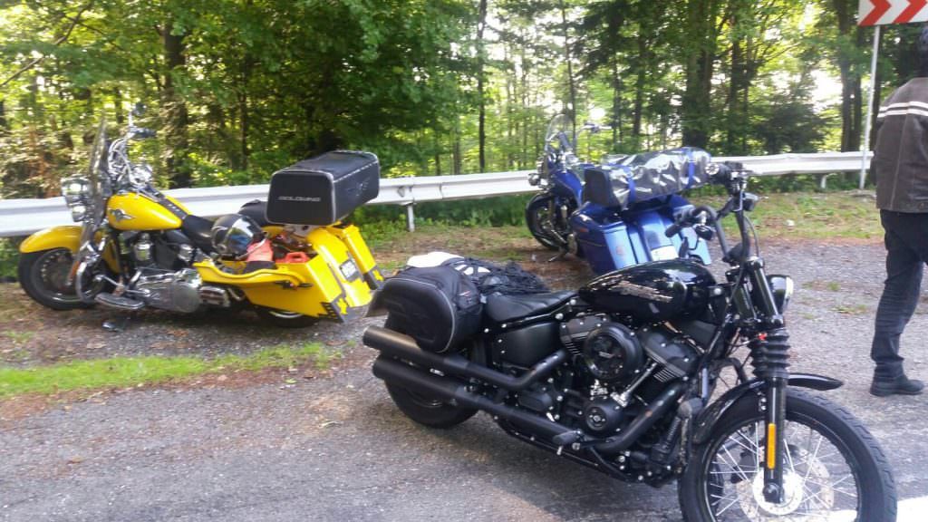 foto accident grav pe transfăgărășan - două motociclete implicate