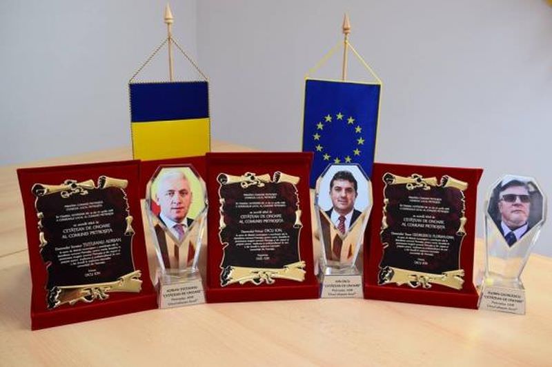s-a întâmplat în românia - un primar s-a autodeclarat cetățean de onoare