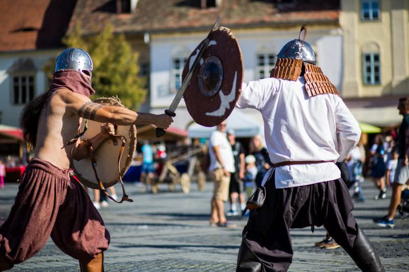 ultimul weekend de august - festivalul medieval, cap de afiș al evenimentelor din sibiu