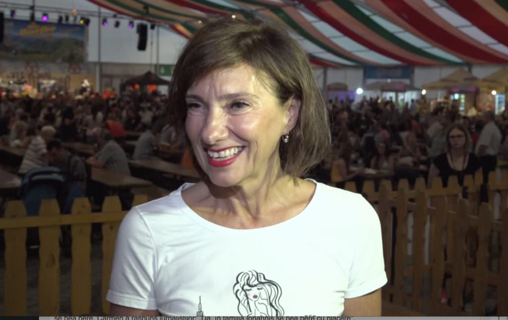 video - carmen iohannis la cibinfest - prima doamnă impresionată de atmosferă