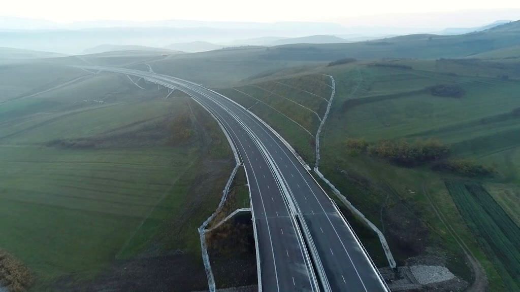 video - românia are oficial încă aproape zece kilometri de autostradă inaugurați