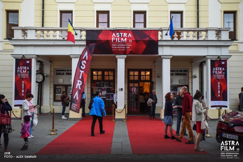 a început astra fim festival. mii de oameni în public și invitați din întreaga lume