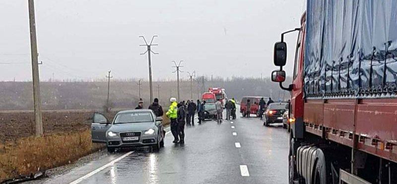 foto - accident mortal pe dn1. trafic blocat la ieșirea din județul sibiu spre brașov