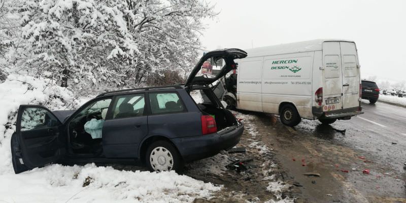 UPDATE FOTO Accident pe DN1 la Cristian - Doi oameni răniți