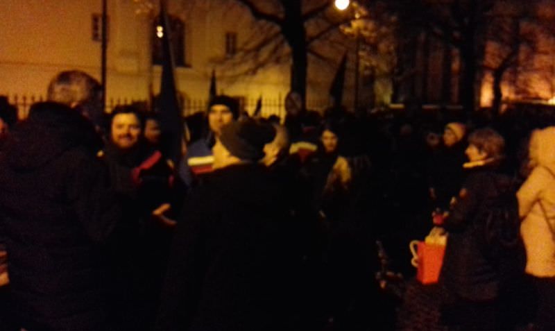 update foto videoprotest împotriva guvernului la sibiu. dan barna în fruntea protestatarilor