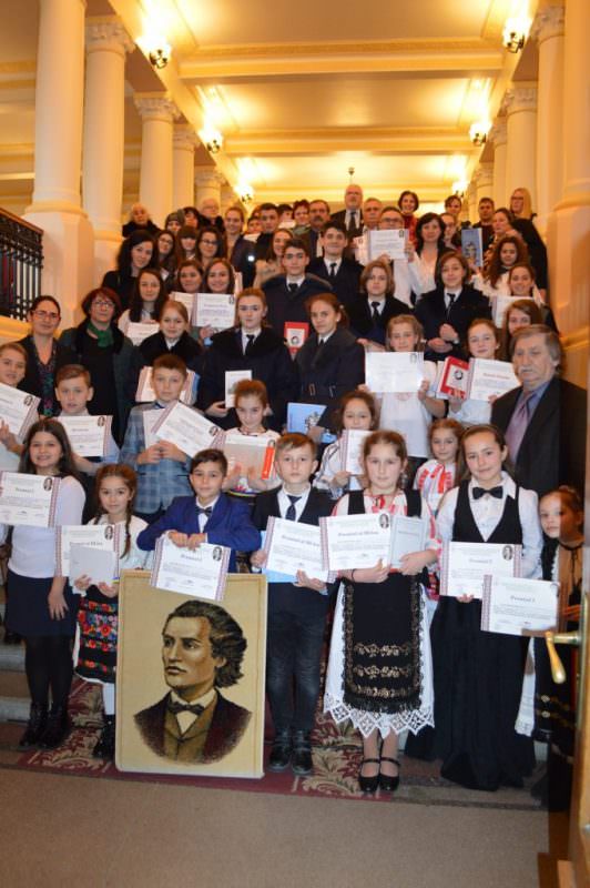 studenți și elevi din sibiu, premiați la concursul național de poezie „ocrotiți de eminescu” de la blaj
