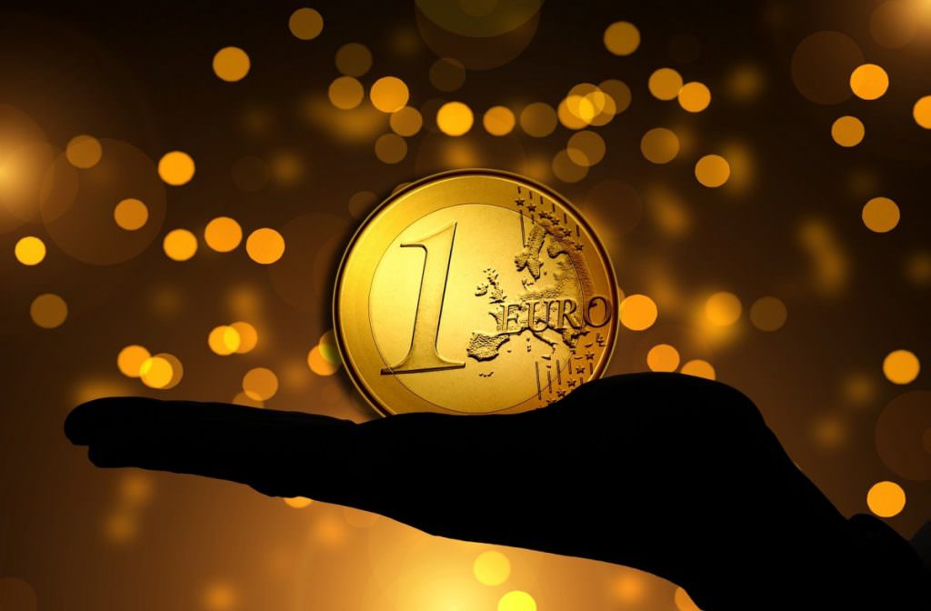 vecinii bulgari vor adopta moneda euro de la 1 ianuarie 2024