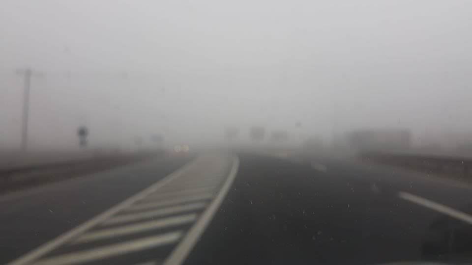 foto ceață densă pe valea oltului și dn1