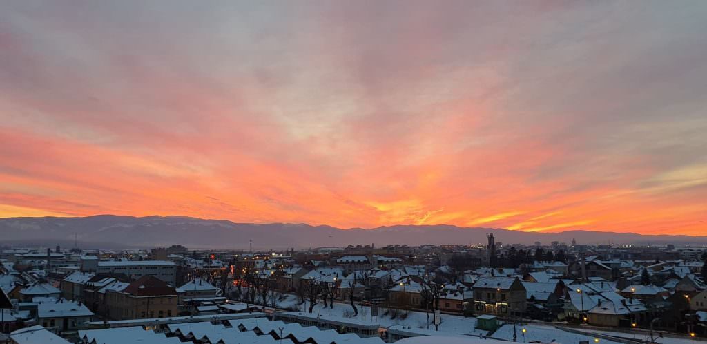 VIDEO FOTO S-a întâmplat din nou - Apus de soare spectaculos la Sibiu