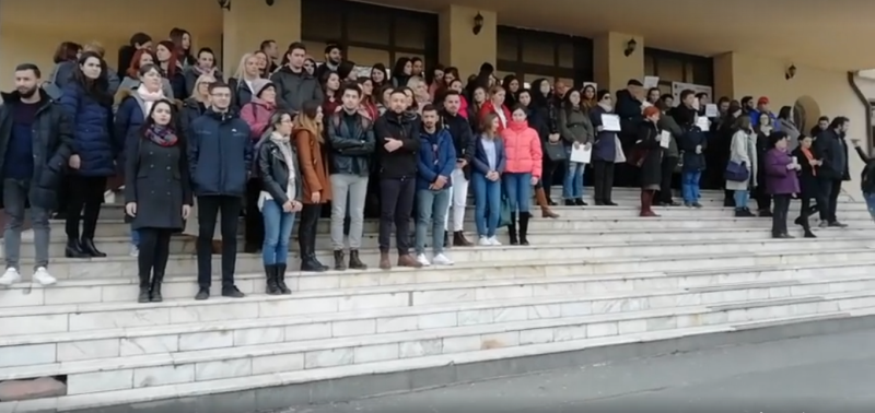 proteste pe toate planurile: la vâlcea pentru sibieni și pe treptele ulbs pentru români. știrile zilei de joi la sibiu