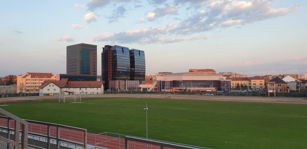 video foto - cum arată acum stadionul municipal - va fi gata până în 15 aprilie?