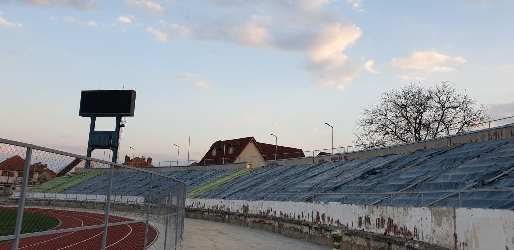 video foto - cum arată acum stadionul municipal - va fi gata până în 15 aprilie?