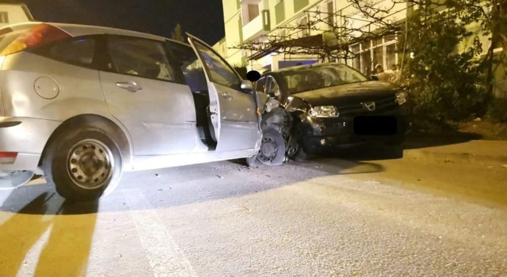 video foto sibieni fără permis și băuți bine au lovit șapte mașini pe aleea buia