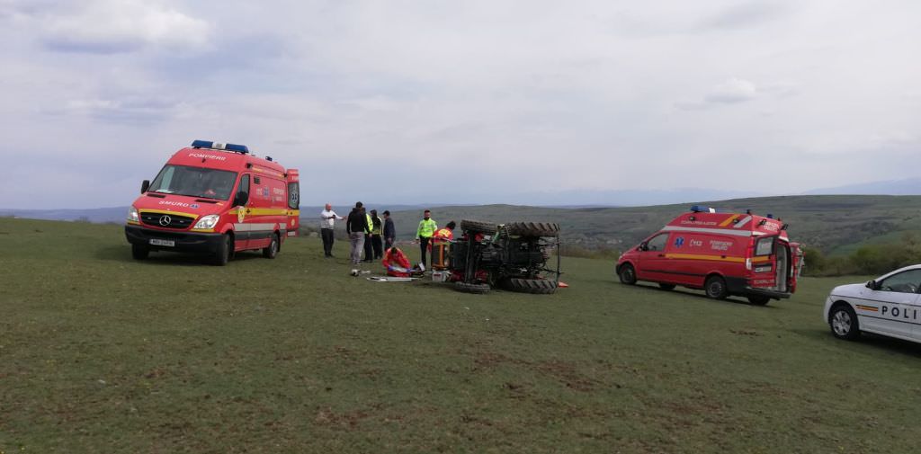 update foto un sibian a murit după ce a fost strivit de un tractor la alămor