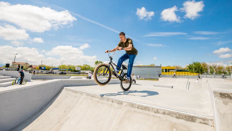 foto s-a deschis oficial skatepark-ul de la obor