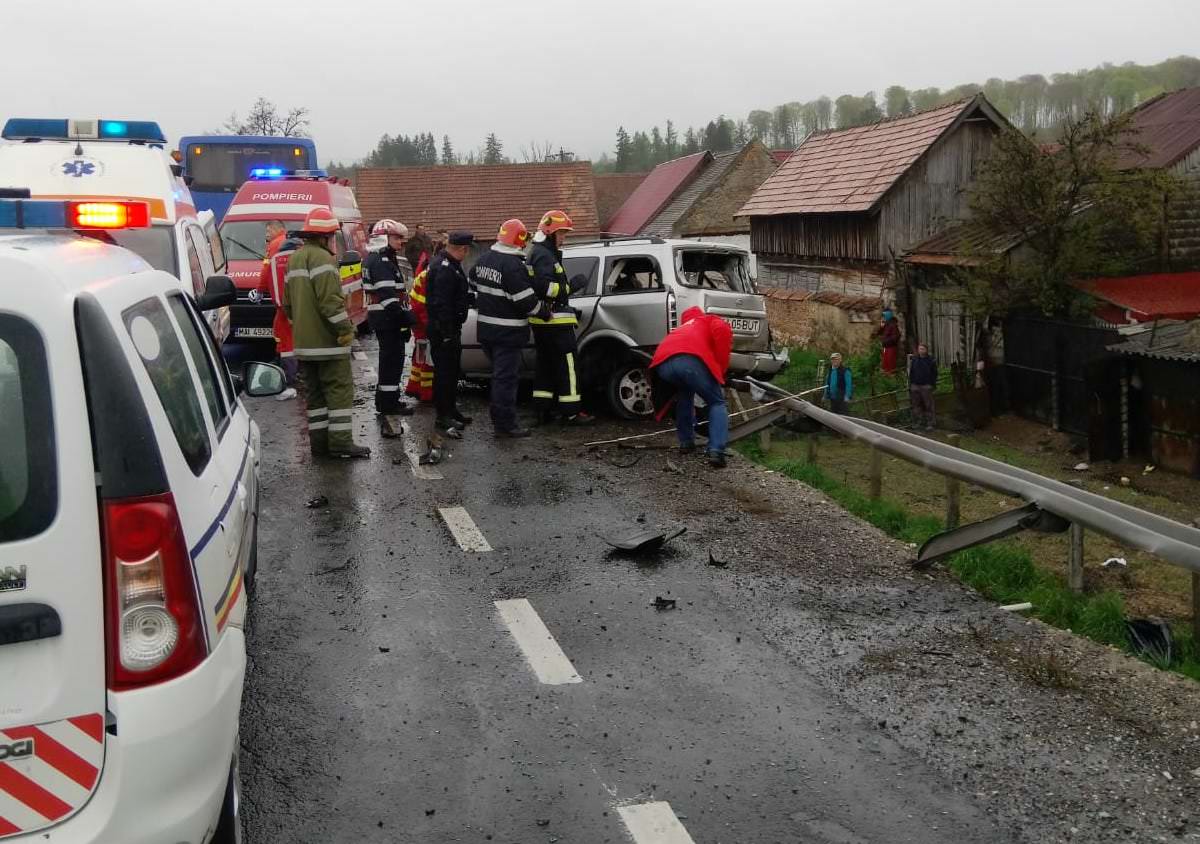 foto accident mortal pe dn1 între brașov și sibiu - o femeie a decedat