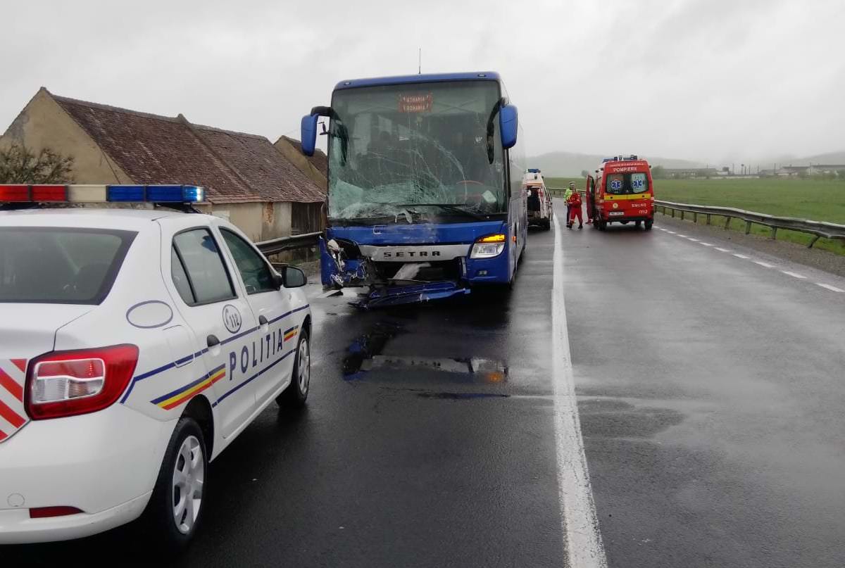 foto accident mortal pe dn1 între brașov și sibiu - o femeie a decedat