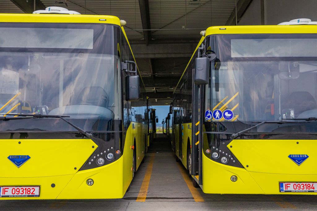 foto - încă zece autobuze noi intră în flota tursib – au wi-fi și camere de supraveghere video