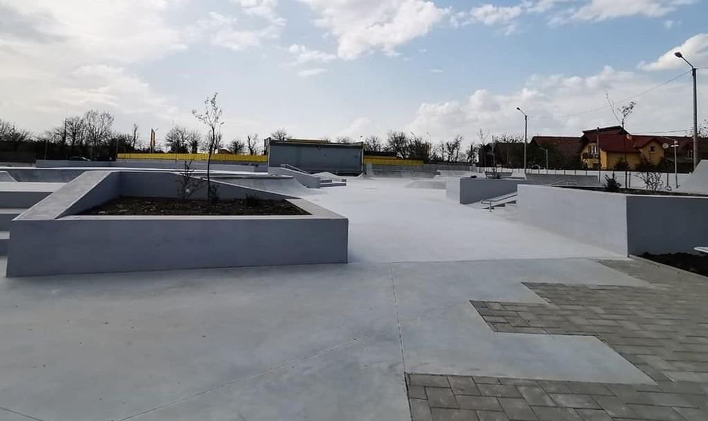 FOTO Ce spun skaterii sibieni despre noul skatepark de la Obor