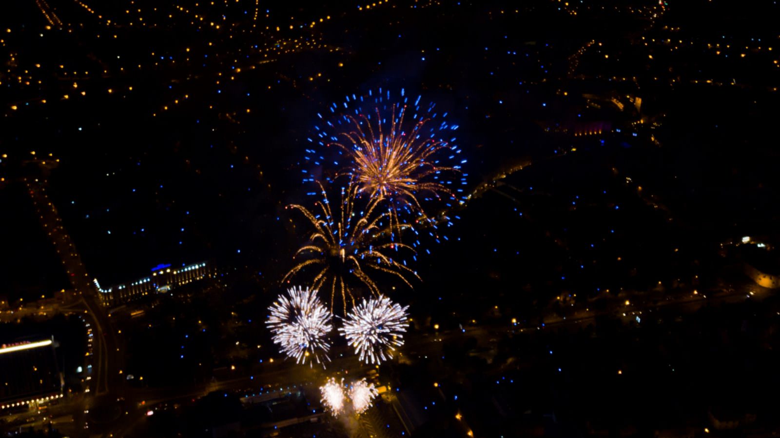 foto spectatorii și artiștii au cucerit orașul încă din prima zi, la fits2019!