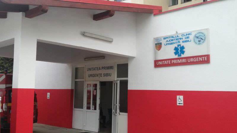 scandal monstru la urgențe în sibiu – medicii și un gardian agresați de un individ beat